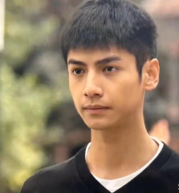26歲徐嬌狀態被網友批:有種剛出月子的紅潤富態感