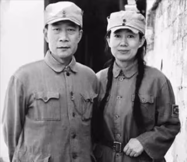 李雪健:患癌18年,脖子潰爛、痛不欲生,妻子讓他重新振作