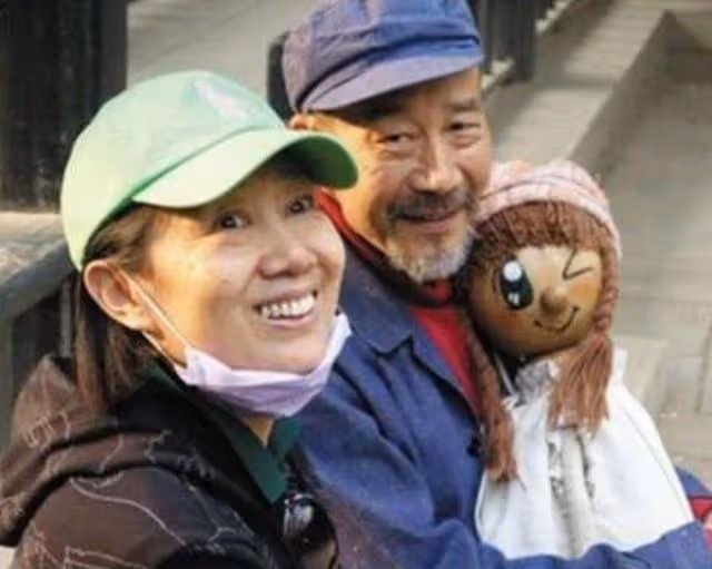 李雪健:患癌18年,脖子潰爛、痛不欲生,妻子讓他重新振作