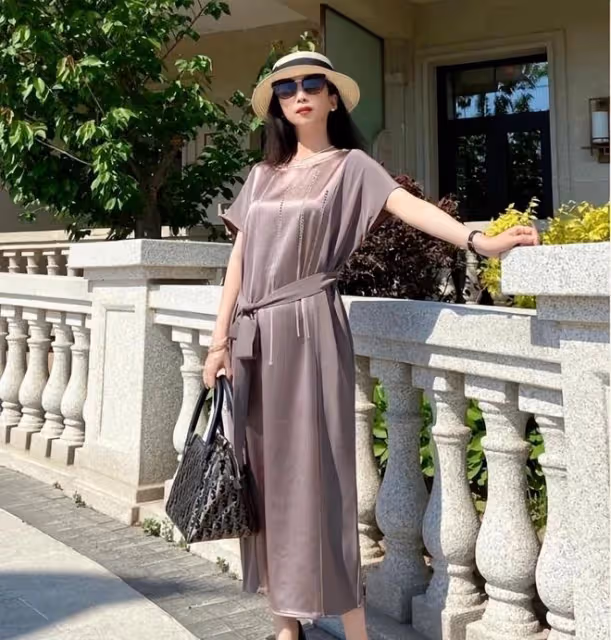 到老都優雅的女人，出門不會穿金戴銀，俗氣！看孟晚舟就知道了