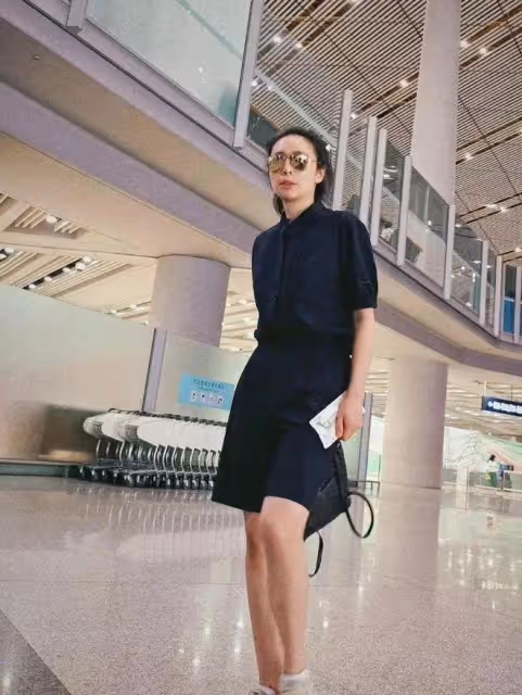 看了《狂飆》，忘不了大嫂，機場偶遇高葉，網友：她是頂級極品！