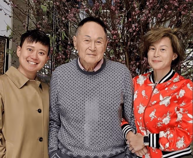 87歲億萬富豪交往外籍年輕女友,只戀愛不結婚,3個孩子3個媽