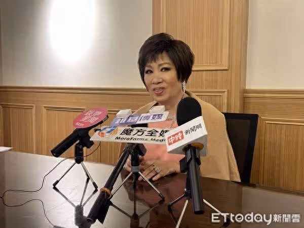 「影子歌后」神隱多年露面了! 被傳烏龍死訊親揭「躲藏內幕」