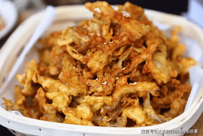 炸蘑菇,用澱粉還是用麵粉?教您正確做法,蘑菇又脆又入味