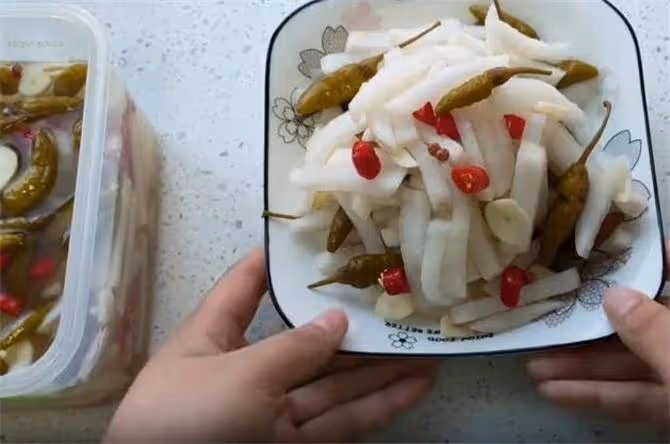 分享一個飯店腌蘿蔔條配方,真的超好吃,開胃解膩刮油,夏日必備