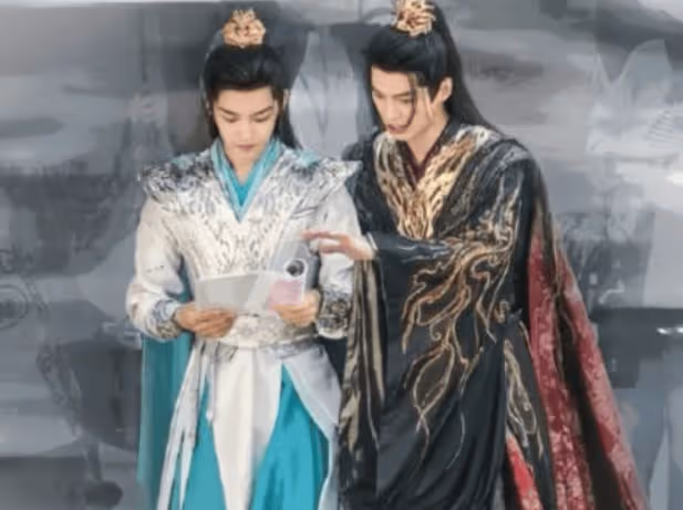 《少年白馬醉春風》是少年歌行的前傳嗎?這部劇是雙男主嗎