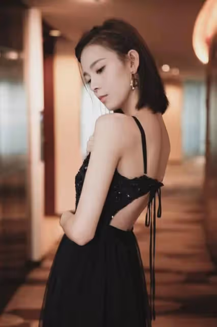 《玫瑰的故事》6大美女泳裝照和露背裝，誰最性感、誰最美