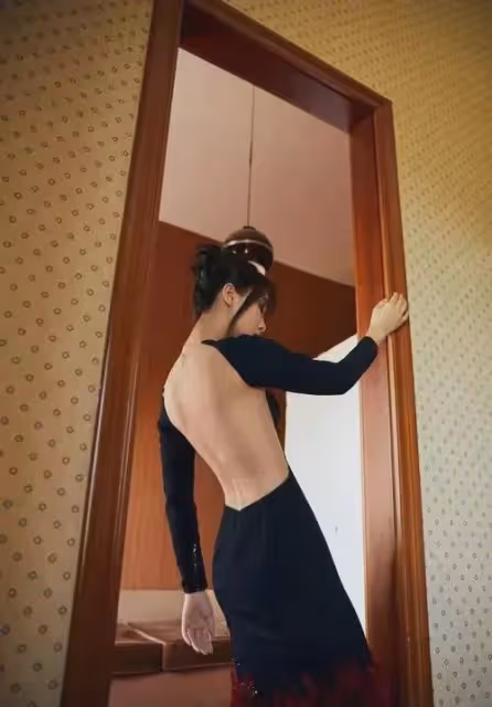 《玫瑰的故事》6大美女泳裝照和露背裝，誰最性感、誰最美