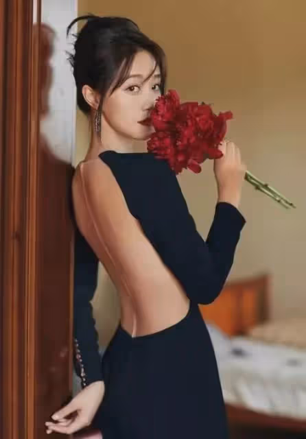 《玫瑰的故事》6大美女泳裝照和露背裝，誰最性感、誰最美