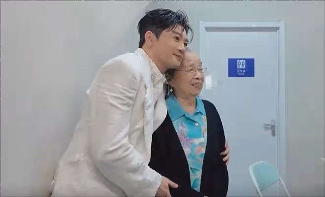 蘇有朋哭了!《還珠格格》25年,演員們都變成了這個樣子