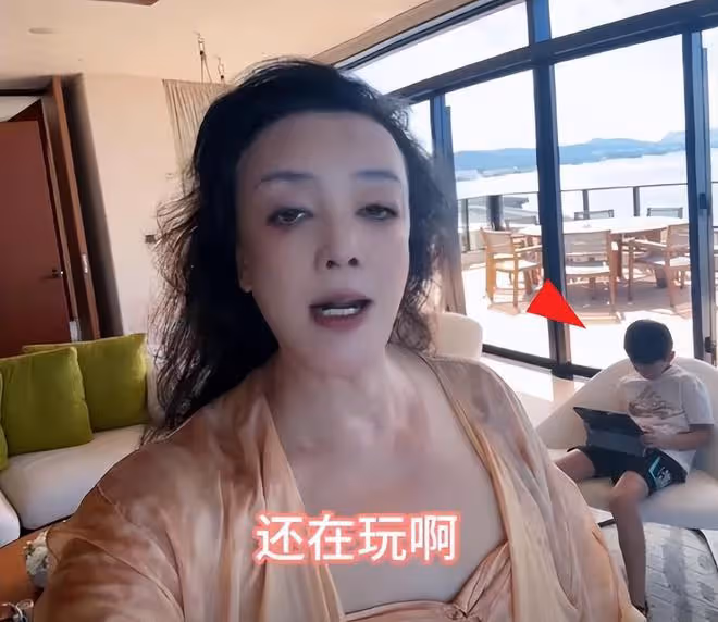 張蘭要替大S管教孩子,說小玥兒不愛叫人,性格內向比較羞澀
