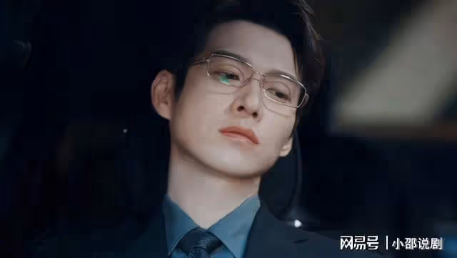 同一張臉,演完《樂游原》演《你比星光美麗》,4搭許凱認不出來