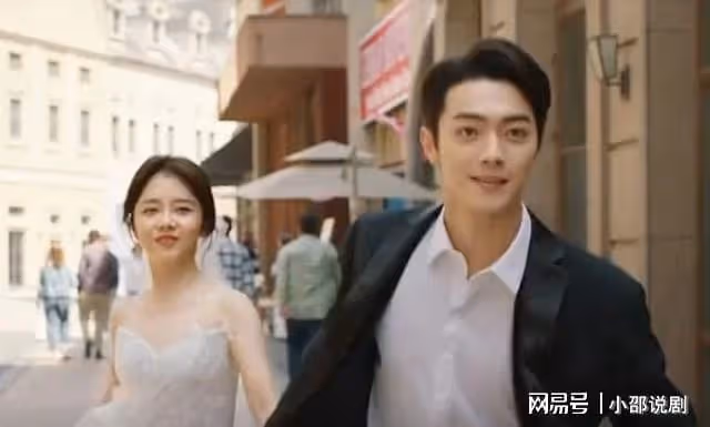 你比星光美麗:韓廷苦盡甘來和紀星國外大婚,栗儷懷孕選擇隱瞞
