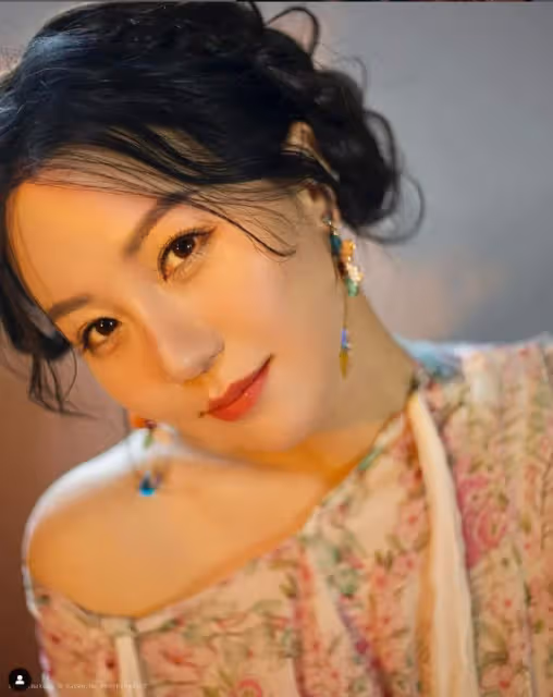 喜訊！TVB未婚女星欲收養落魄歌手兒子！稱可聘用其想輕生太太