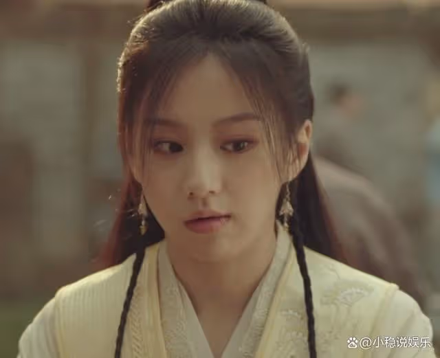 《鐵血丹心》包上恩演蓉兒,雖然很清純,但槽點同樣一大堆