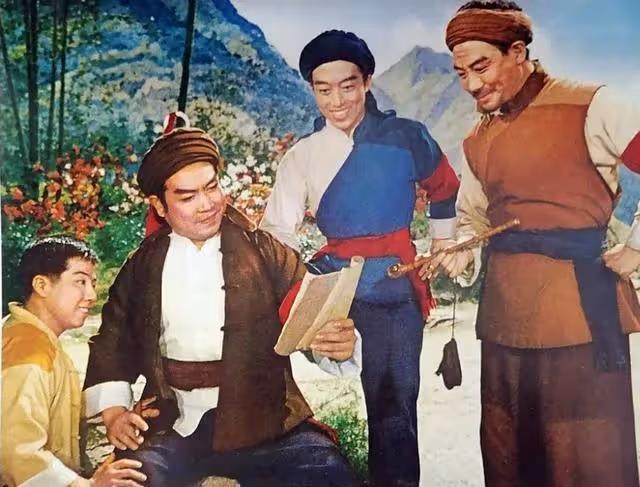新版《杜鵑山》出爐史依弘比楊春霞差在哪?田大江因何火出了圈?