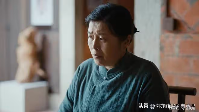 《執行法官》直到黃春香扮豬吃虎,才發現,丁嘉麗成功讓觀眾入坑