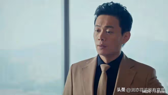 《執行法官》直到黃春香扮豬吃虎,才發現,丁嘉麗成功讓觀眾入坑