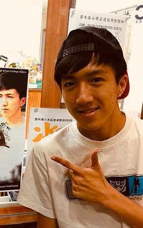 癱瘓2年!舞者阿MO手腳動了 「整條脊椎外皮都是疤」父母心酸