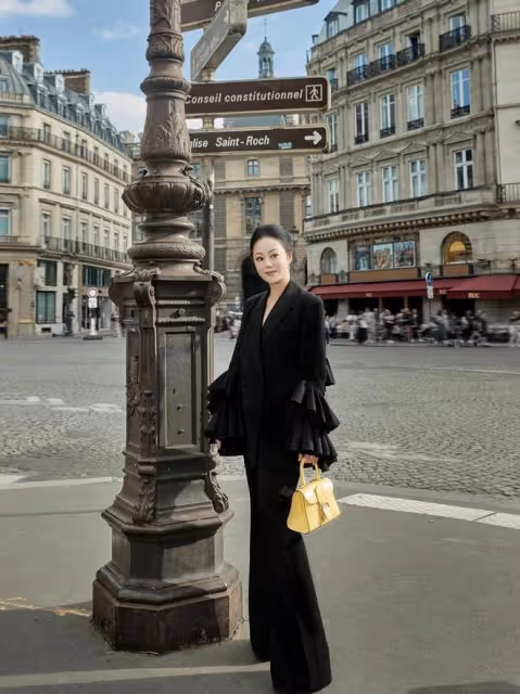章小蕙減肥成功後，換了穿衣風格，讓61歲的她美得如此驚艷、高級
