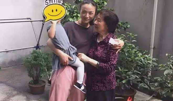 45歲湯唯,已分居,不離婚