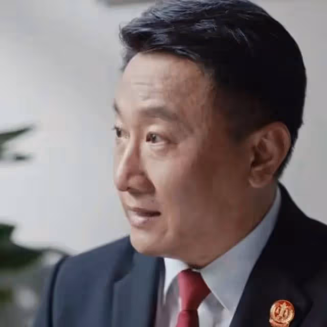 《執行法官》結局:保護傘至死不知!他有多痛恨官本位,不退縮