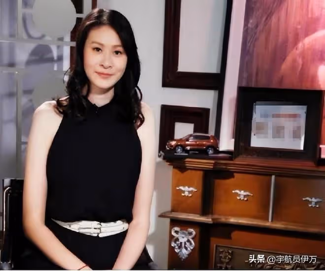 她曾是女排「小郎平」,和姚明傳緋聞,退役後當作家,43歲還沒嫁
