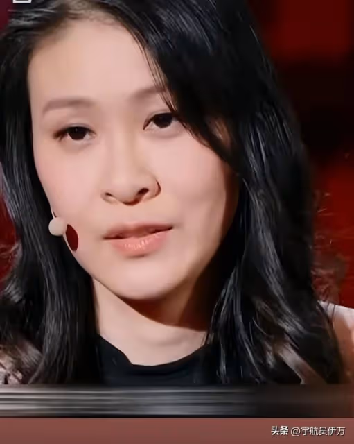 她曾是女排「小郎平」,和姚明傳緋聞,退役後當作家,43歲還沒嫁