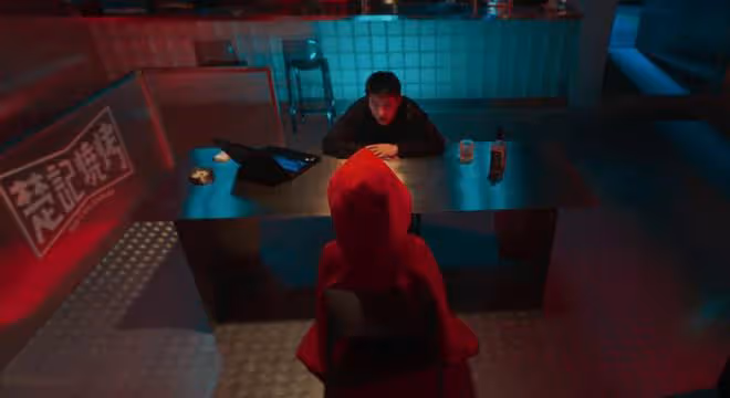 《燒烤怪談：颱風》：驚悚懸疑的氣氛下，實際上是一部言情爛片