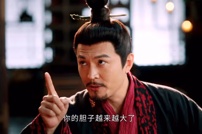 《度華年》大結局:直到李明慘死,裴文宣才發現,福來竟是自己人