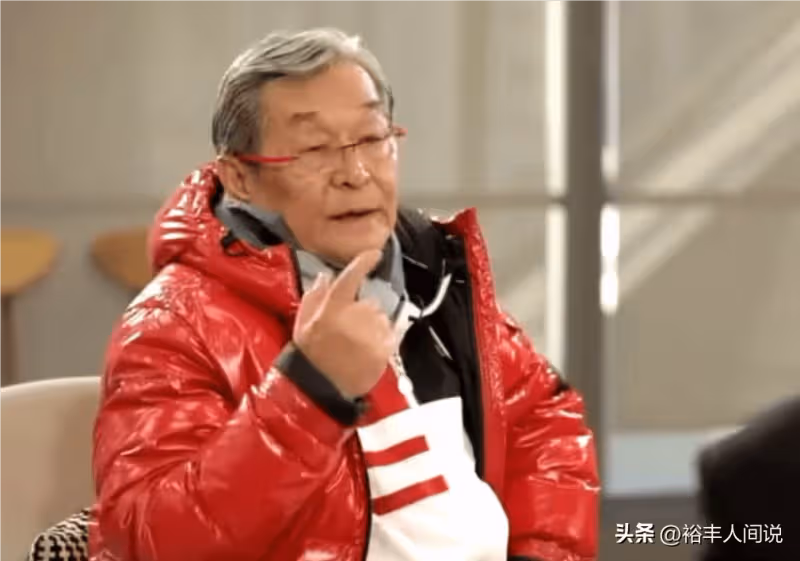 眾星悼念春晚導演袁德旺！倪萍為其包大包子，趙本山遺憾不能送別