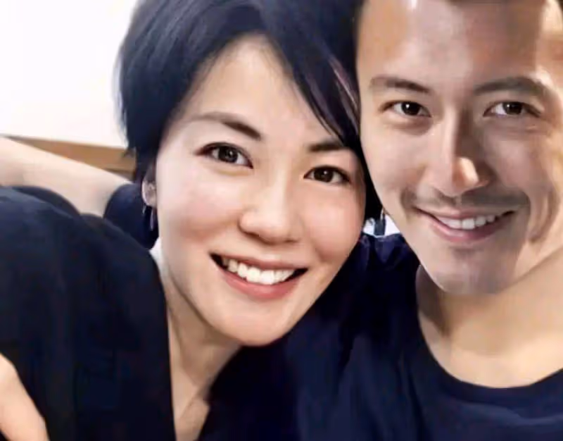 王菲與男人機場親密互動,張柏芝卻怒斥:別再拿我說事!23年恩怨一覽無餘!
