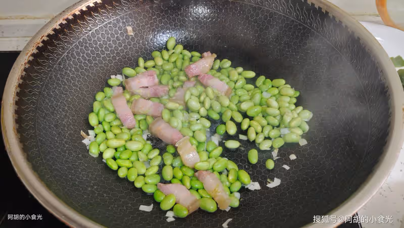冬瓜和它天生一對,天熱吃准沒錯!一次搞定湯和菜,鮮爽十足,滿口好滋味