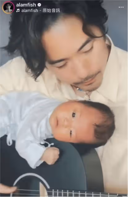 39歲星二代和父親一樣摯愛音樂,自曝曾要求帶吉他進產房,唱歌陪老婆生產