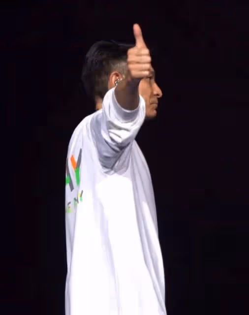 劉德華演唱會險釀事故,女兒劉向蕙是否在現場引髮網友爭論