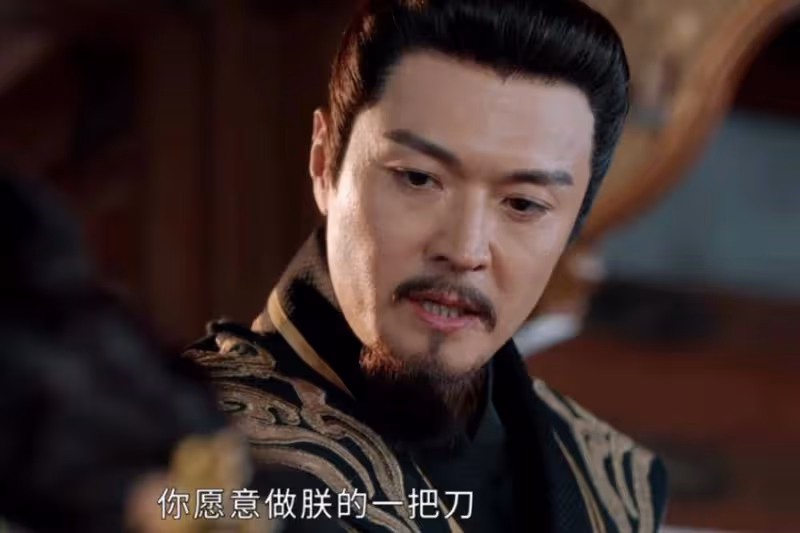 《度華年》:原來,這才是李明鬥不過世家的真相