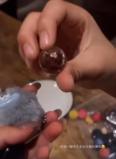 馬筱梅婚後迎來首個生日,汪小菲送蛋糕顯寒酸,帶小梅見姐姐弟弟