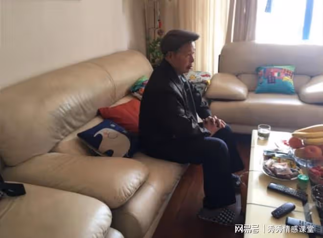 當年我考上大學向叔叔借2000被拒,如今我接父母養老,他卻來了
