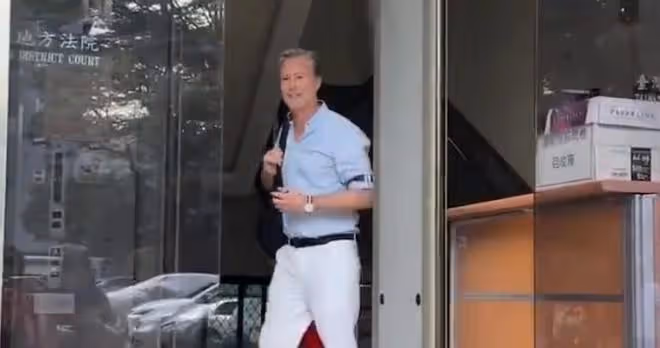 夏克立即將見到女兒夏天,難掩心中的激動,離婚官司迎來反轉