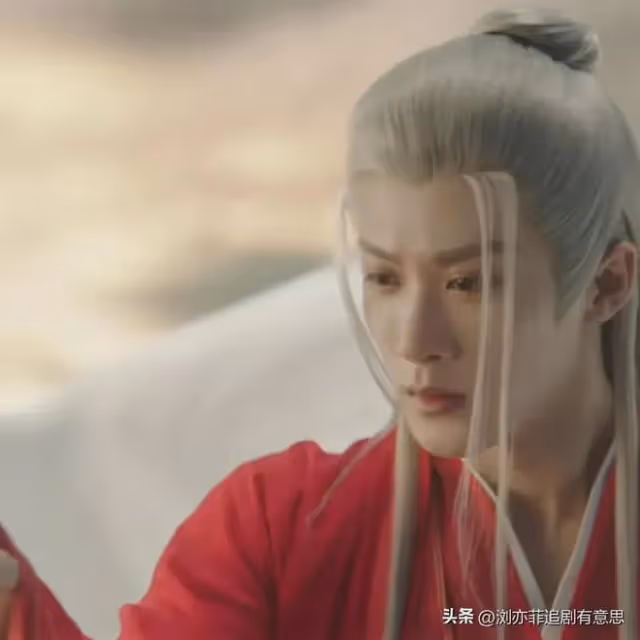 《長相思2》直到瑲玹爬上小夭的床，才發現，四個男人結局都悲