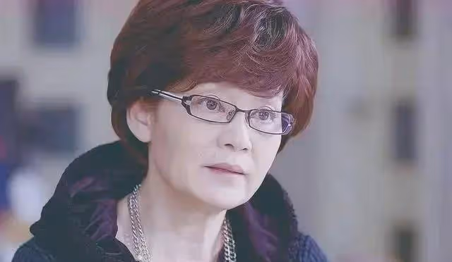 有一種長相叫「不好惹」,這5位女星個個面相很兇,看著就發怵