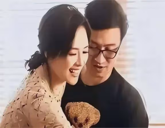 汪峰家世背景曝光,來頭大的嚇人,難怪章子怡40歲還要給他生孩子
