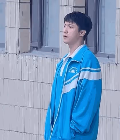 《煙花少年》:太兒戲了?一個敢演、一個敢拍,你真敢看嗎?
