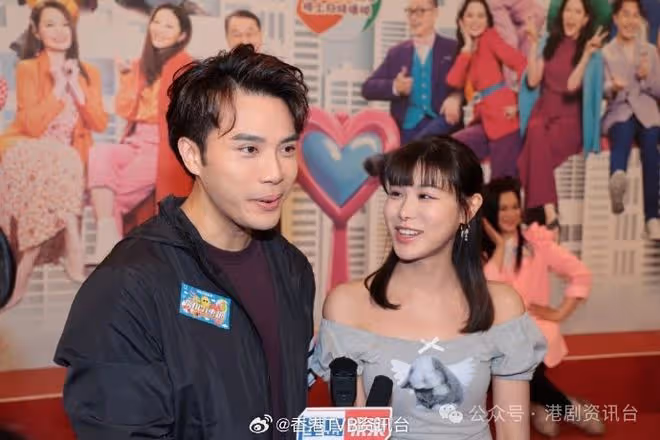 古佩玲新片頭企「C位」否認搶鏡!呂慧儀:係大家一齊包圍丹爺