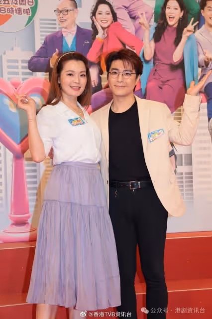 古佩玲新片頭企「C位」否認搶鏡!呂慧儀:係大家一齊包圍丹爺