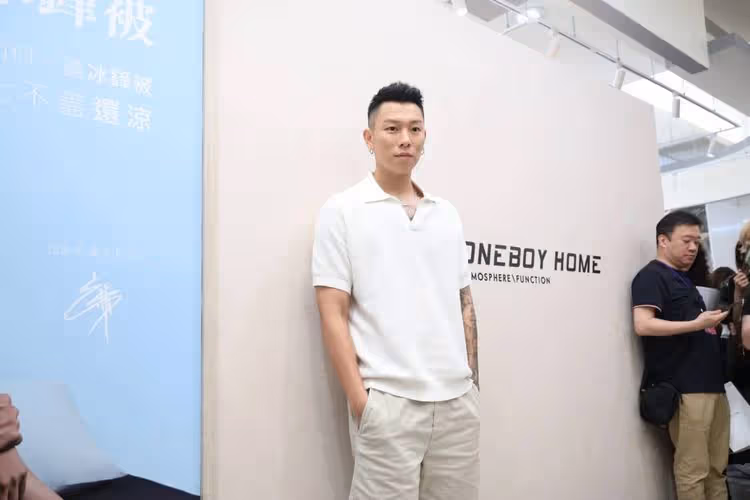 店員外流野生「行走費洛蒙」瘦子監視器畫面　當事人遭懲處！男神回應了