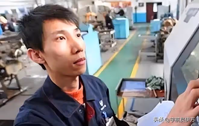 遼寧小伙因身懷絕技，被授予國家工程師，美國來搶人，他如何選擇