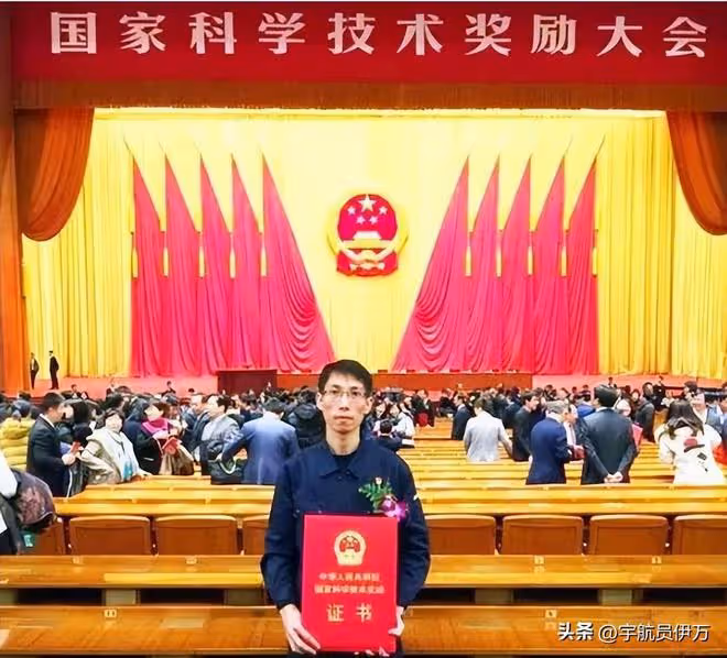 遼寧小伙因身懷絕技，被授予國家工程師，美國來搶人，他如何選擇