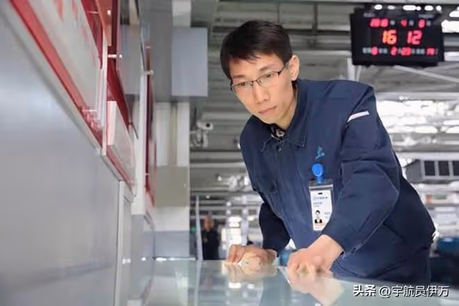 遼寧小伙因身懷絕技，被授予國家工程師，美國來搶人，他如何選擇