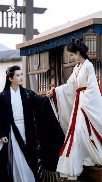 《花間令》播出了S+爆款！黑馬團隊談鞠婧禕表演爭議